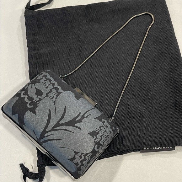 Marimekko | Gaala Fandango Printed Clutch Bag | Black/Grey - Picture 7 of 12
